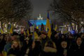 Berlín hore nohami: Na protest proti invázii na Ukrajinu vyšli do ulíc tisíce ľudí