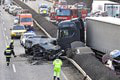 Masaker na diaľnici v Maďarsku: Pri hromadnej nehode sa zrazili desiatky áut! 19 ich zhorelo