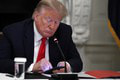 Trump je späť, po rokoch sa vrátil na obľúbenú sociálnu sieť: Prezident spoločnosti dvíha varovný prst