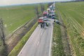 Hrozivá zrážka troch áut na východe Slovenska: Zasahovať musel záchranársky vrtuľník