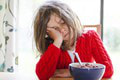 Rodičia, zbystrite pozornosť: Jarná únava ovplyvňuje aj deti! Odborníci radia, čo robiť