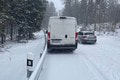 Snehová nádielka východniarov poriadne potrápila: Takto to vyzerá na cestách! Hlásia nehody aj zranenie