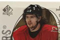 Andrej po ťažkom zranení skončil s hokejom, doma má nevídanú kolekciu: Vlastním 9 tisíc kartičiek hráčov Ottawy!
