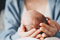Pôrod ako z hororu: Lekár bábätku odtrhol hlavu! Na všetko sa prizeral vydesený otec