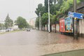 Ulice Banskej Bystrice zaplavila voda: Vznikol im tam nový vodopád! Neuveríte vlastným očiam