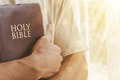 Niekoľko základných škôl zakázalo Bibliu: Znepokojivý dôvod