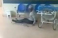Brutálne správanie zdravotníka z Košíc: Muža vytiahol z nemocnice po zemi za ruku!
