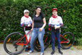 Malí pretekári Alan a Nikolas majú opäť úsmev na tvári: Okradnuté dvojičky dostali nové bicykle!