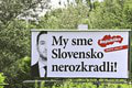 Slovensko zaplnili bilbordy politikov, reklamný marketér krúti hlavou: Toto je pre mňa nepochopiteľné!