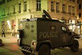 Vo Francúzsku vládne anarchia: Útok na starostovu rodinu! Desivé zábery z protestov