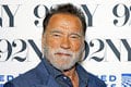 Schwarzenegger vyzýva ľudí, aby KONALI: Rozprávanie nás nezachráni, ale AKCIA áno!