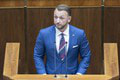 Šutaj Eštok čelí odvolávaniu, minister sa obhajuje: Policajti nemajú korupciu oznamovať!