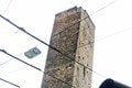 Šikmú vežu v Bologni ochránili pred zrútením: Keď to uvidíte... Bizarné riešenie!