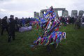 V Stonehenge sa zhromaždili tisíce ľudí: Dialo sa tam niečo zvláštne! Pozrite FOTO