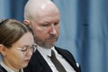 Breivik žaluje Nórsko: Vláda trvá na svojom! Muž, ktorý zabil 77 ľudí, je stále nebezpečný