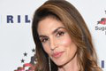 Cindy Crawford má aj pred 60-kou sexepílu na rozdávanie: FOTO hovorí za všetko!