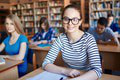 Stredoškolákom sa začínajú písomné testy: Zvládli by ste maturitu zo slovenčiny? Otestujte sa!