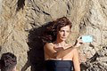 Legendárna supermodelka odhalila krivky na pláži: Aj po 50-ke vyzerá božsky!