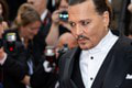 Johnny Depp má NOVÚ frajerku: TÁTO sexica žije v PRAHE a má o 33 rokov menej!