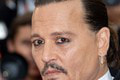 Johnny Depp sa zmenil na nepoznanie: Schudol, ostrihal sa a OMLADOL!