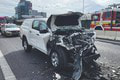 Hrozivá zrážka auta s kamiónom, vodič skončil v nemocnici! Tento úsek je už prejazdný