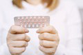 Znepokojivé zistenie: Užívate túto antikoncepciu? Máte päťkrát vyššie riziko vzniku nádoru