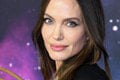 Angelina Jolie zaťala do živého: Drsné obvinenia a NOVÉ detaily! Brad Pitt musí zúriť