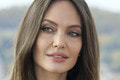 Angelina Jolie bude zdrvená: TOTO herečku položí na lopatky! ZRADA, ktorú nečakala