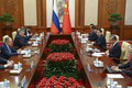 Sergej Lavrov sa so zahraničným kolegom zhováral aj o Ukrajine: Má Čína plán na urovnanie vojny?
