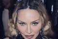 Trapas slávneho speváka: EREKCIA na koncerte Madonny! VIDEO musíte vidieť