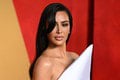 Kim Kardashian ako sexi kovbojka v bikinách: Vytasila prsia aj zadok! Horúce zábery