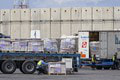 Nová nádej pre sever Pásma Gazy: Prvé humanitárne kamióny cez nový priechod