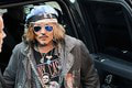 Johnny Depp sa zmenil na nepoznanie: Schudol, ostrihal sa a OMLADOL!