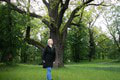 Prezidentský les sa opäť rozrástol: Zuzana Čaputová so svojím tímom vysadila tisícky nových stromčekov