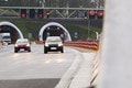 Cesty v znamení zdržaní: Na vjazde do tunela Sitina sa zrazili tri autá