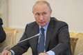 Zvládne Putin financovať vojnu? Ruská ekonomika však čelí ďalšej závažnej otázke