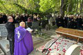 Pohreb Dušana Grúňa († 81): Užialená vdova Majka je v koncoch, bolestivý ODKAZ manželovi pri truhle