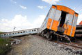 Veľká nehoda na železnici v Rusku: Vykoľajilo sa deväť vozňov! Hlásia obete