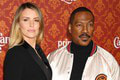 Obľúbený herec Eddie Murphy je opäť v CHOMÚTE: Za ženu si zobral TÚTO sexi modelku