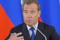 Naša trpezlivosť má hranice: Medvedev varuje pred použitím západných rakiet dlhého doletu