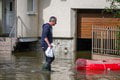 Rozsiahle ŠKODY po celom Slovensku: Spadnutý strom ZABLOKOVAL vlak! Popadali aj na cesty a autá