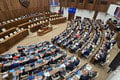 Parlament bude po víkende opäť zasadať: Opozícia chce odvolávať hneď niekoľkých ministrov, aké sú šance na úspech?