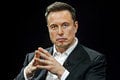 Elon Musk vytvoril robota, slávny režisér sa nezdržal: Ukradol mu miliardár návrhy?!