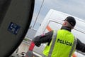 Veľká policajná AKCIA na hraniciach s Maďarskom: Pozrite sa, koho zadržali!