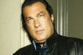 Morbídne OBÉZNY! Steven Seagal v ruskom dokumente ŠOKUJE: To je VÁHA, aha na to BRUCHO