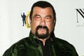 Morbídne OBÉZNY! Steven Seagal v ruskom dokumente ŠOKUJE: To je VÁHA, aha na to BRUCHO