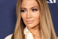 55-ročná Jennifer Lopez vyráža dych: Do očí sa jej nepozriete! Fúha, má sa čím chváliť