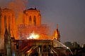 Prezident Macron navštívil zrekonštruovanú katedrálu Notre-Dame: Spôsobilo TOTO požiar?!