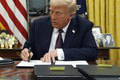 Trump varuje Európsku úniu a Čínu: Správajú sa k nám veľmi, veľmi zle! Za toto hrozí postih