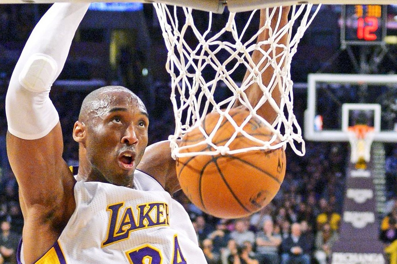 Kobe Bryant Sa Po Smrti Do Kal Obrovskej Pocty Po Dlhom Odklade Ho Uviedli Do Siene Sl Vy